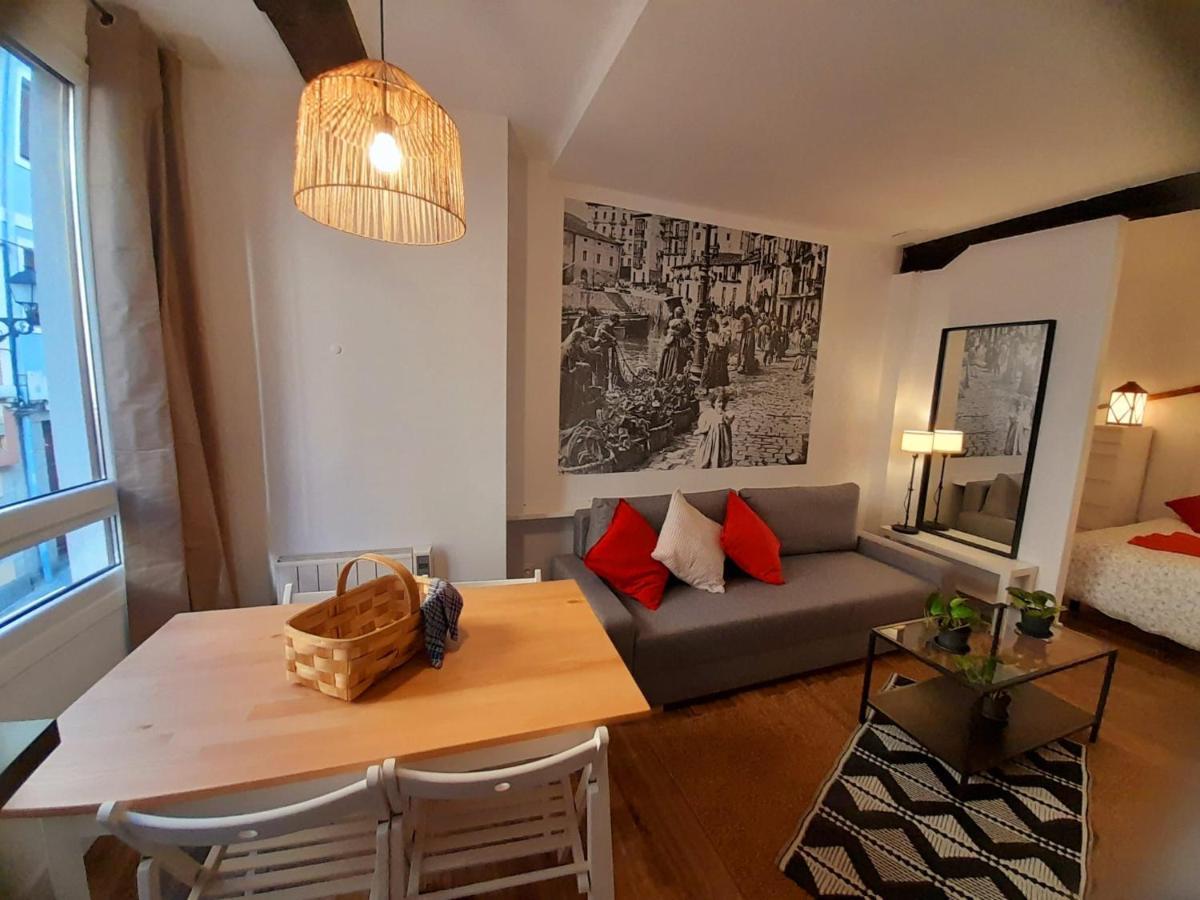 Andra Mari Apartamentu Turistikoak ベルメオ エクステリア 写真
