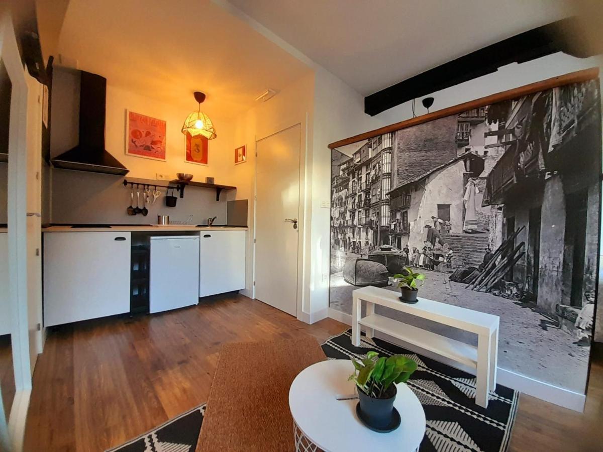 Andra Mari Apartamentu Turistikoak ベルメオ エクステリア 写真