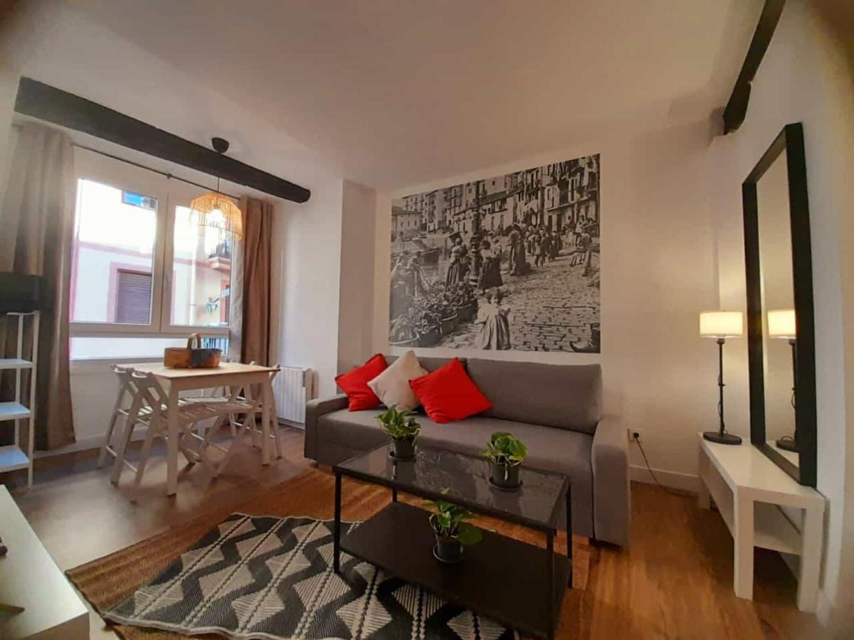 Andra Mari Apartamentu Turistikoak ベルメオ エクステリア 写真