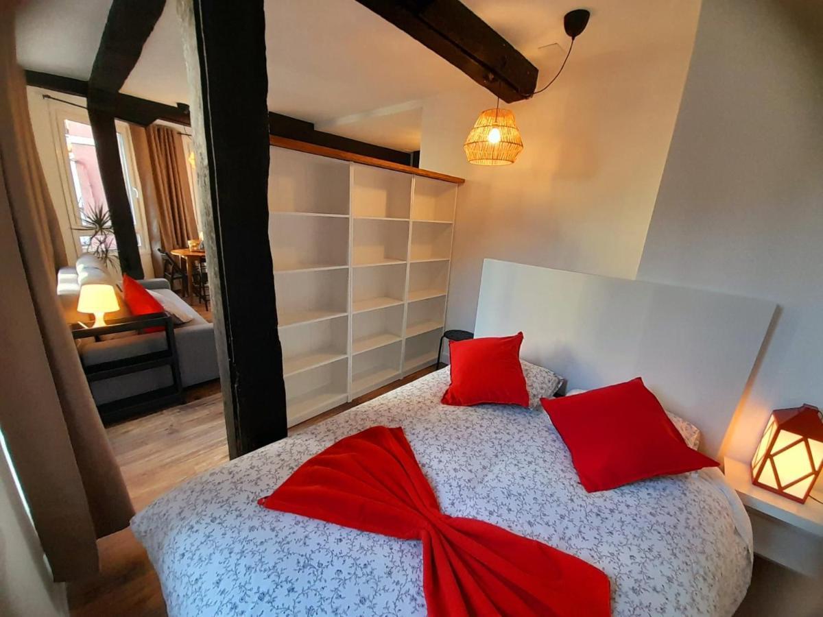 Andra Mari Apartamentu Turistikoak ベルメオ エクステリア 写真