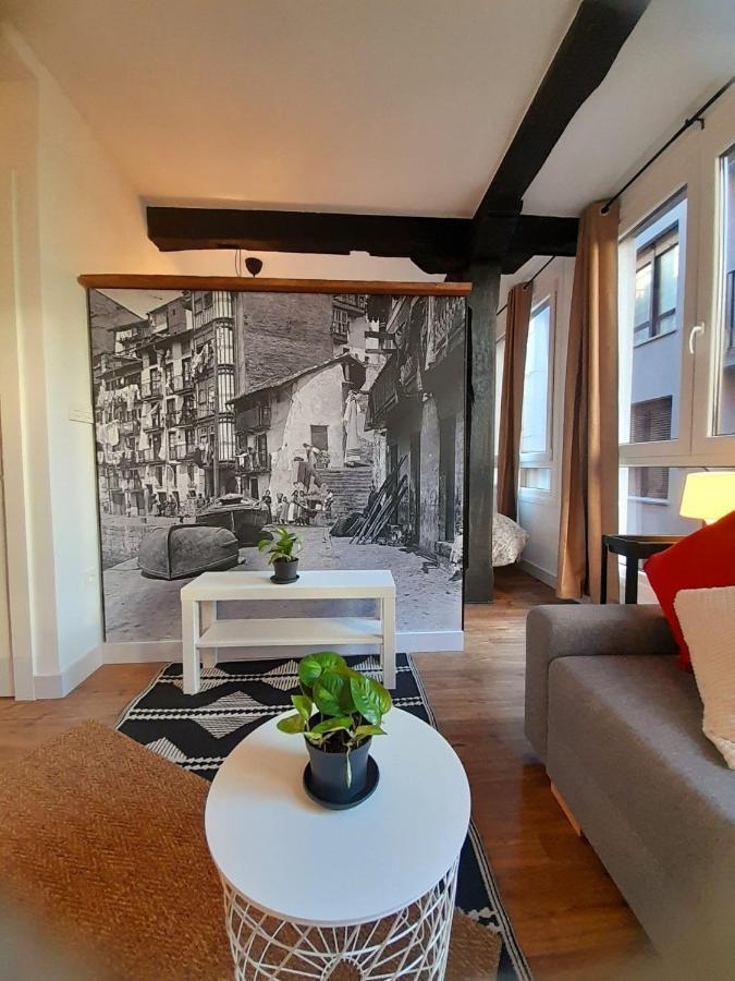 Andra Mari Apartamentu Turistikoak ベルメオ エクステリア 写真