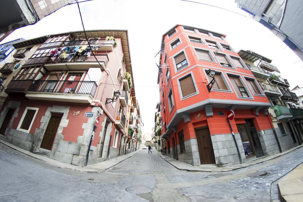 Andra Mari Apartamentu Turistikoak ベルメオ 部屋 写真