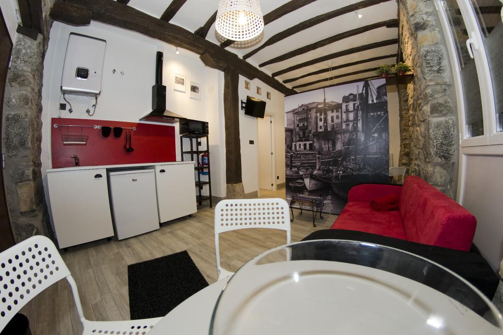 Andra Mari Apartamentu Turistikoak ベルメオ 部屋 写真